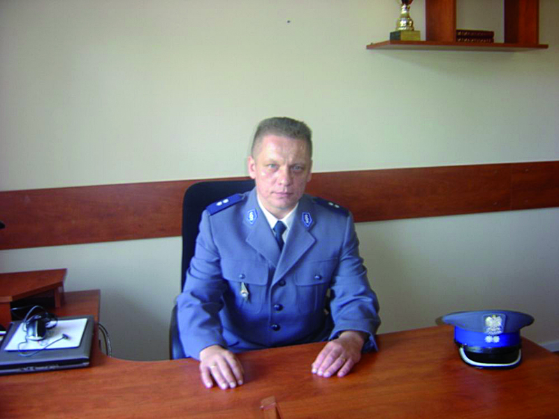 Cezary Tudek, obecny komendant serockiej Straży Miejskiej, wcześniej był m. in.komendantem Komisariatu Policji Warszawa Rembertów. Fot. http://pragapd.policja.waw.pl/