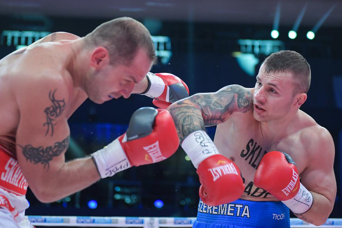 Kamil Szeremeta pokonał na punkty Sebastiana Skrzypczyńskiego Fot. fotoMiD